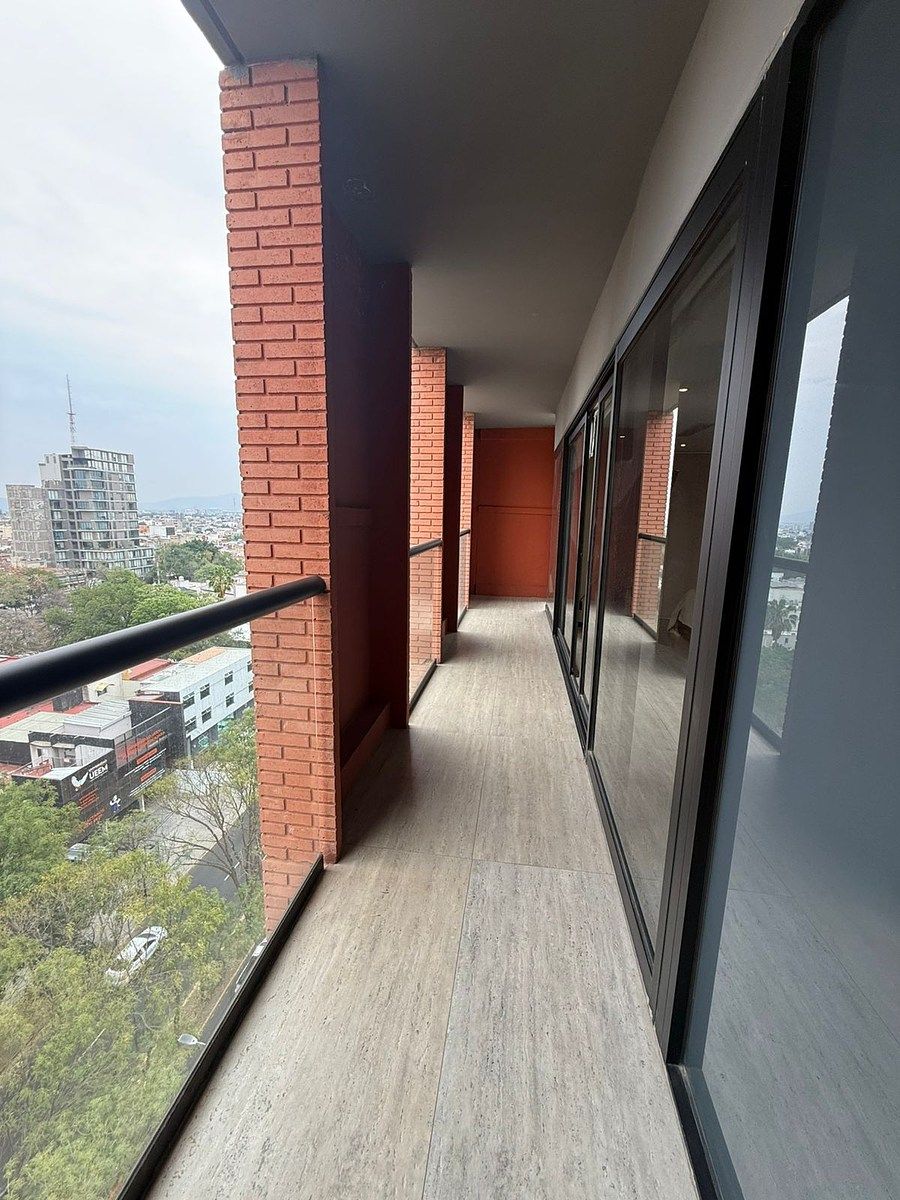 Apartment in Ladrón de Guevara, Guadalajara, photo 12 of 17
