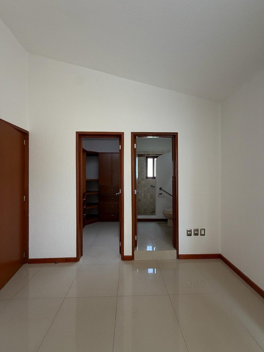 Casa em Hacienda del Oro, Tlajomulco de Zúñiga, foto 28 de 30