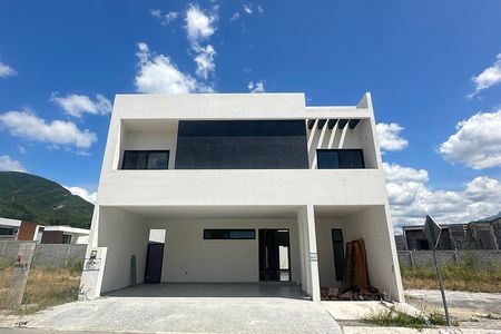Residence in Priv. South of Mty with Panoramic Terrace and Social Area | $14 MDP