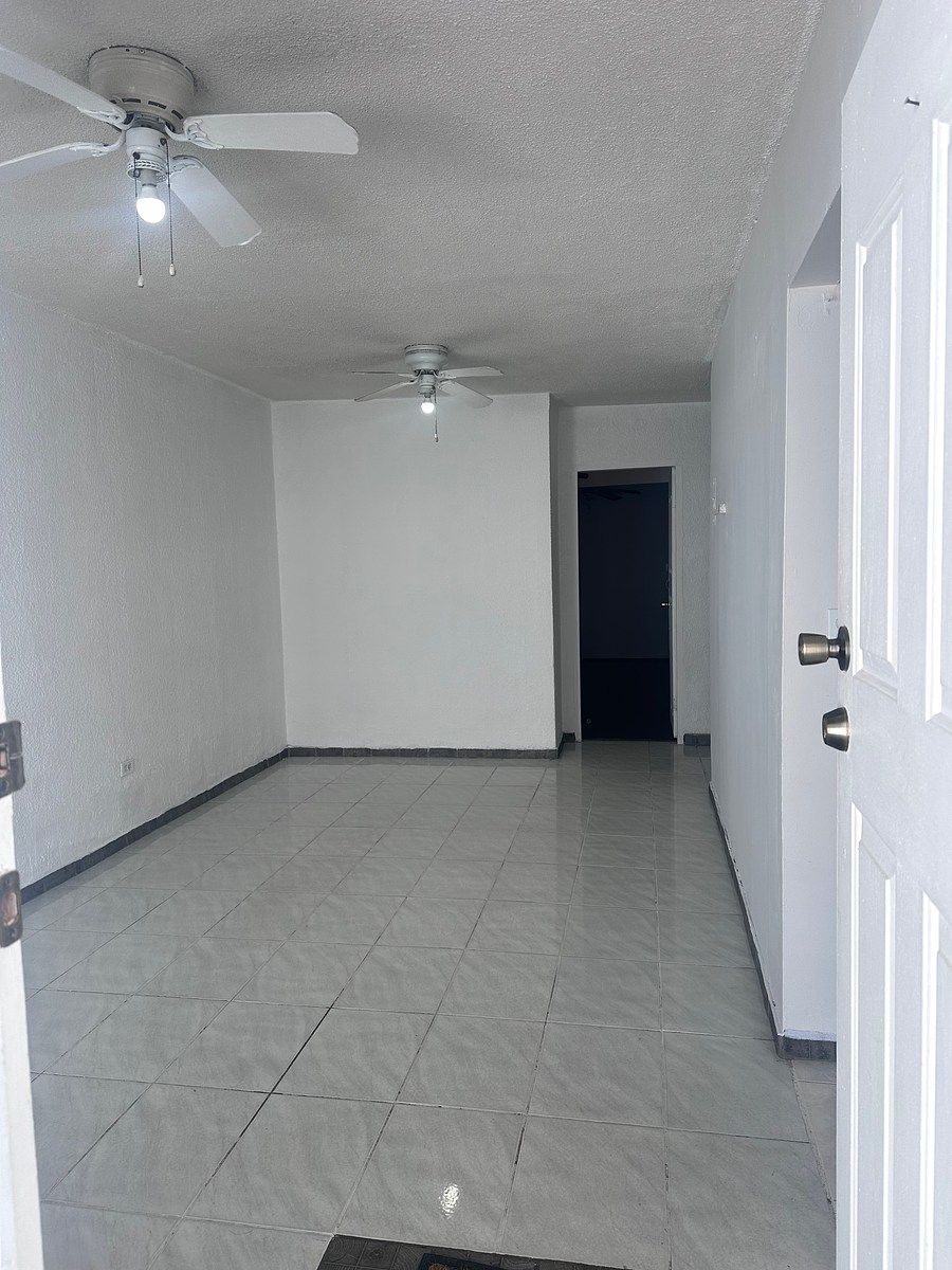 Casa em Tecnológico, Tijuana, foto 3 de 11