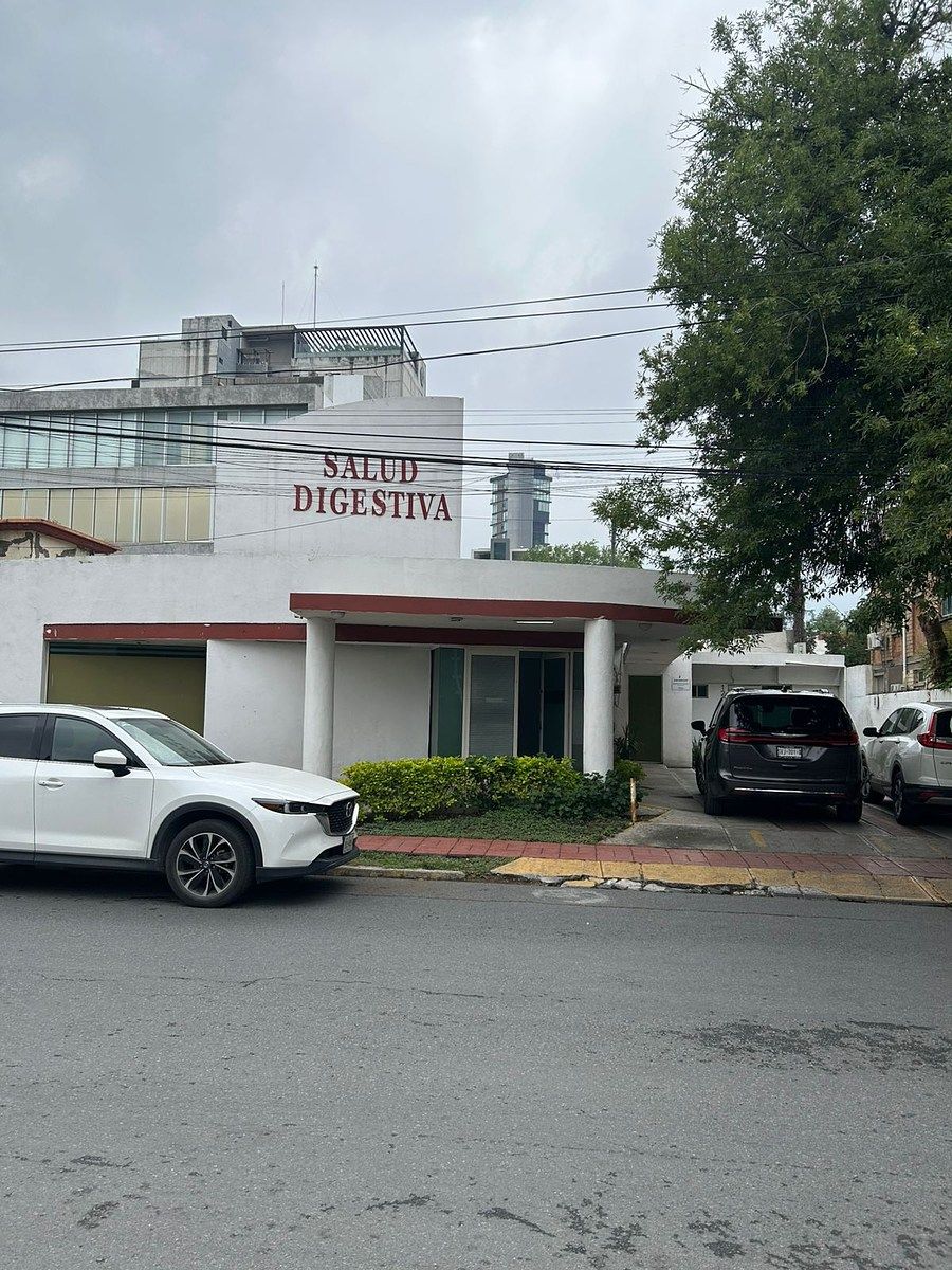 Local Comercial en Centrito Valle sobre Missouri | Zona de Alta Afluencia, photo 1 of 16