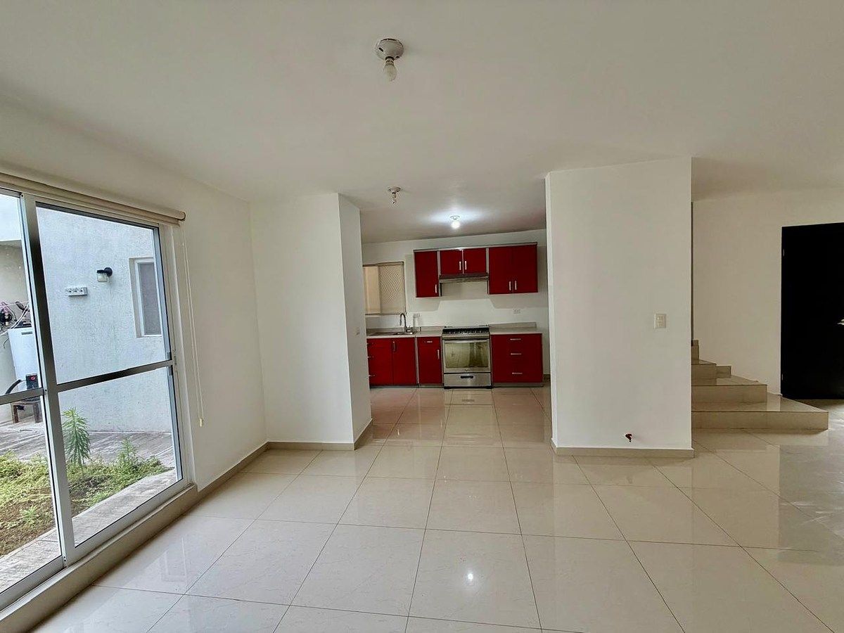 House in Cerrada de Cumbres, Monterrey, photo 5 of 24