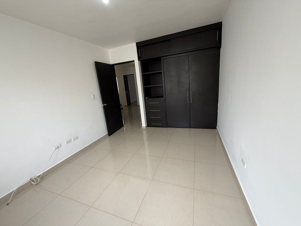 House in Cerrada de Cumbres, Monterrey, photo 14 of 24