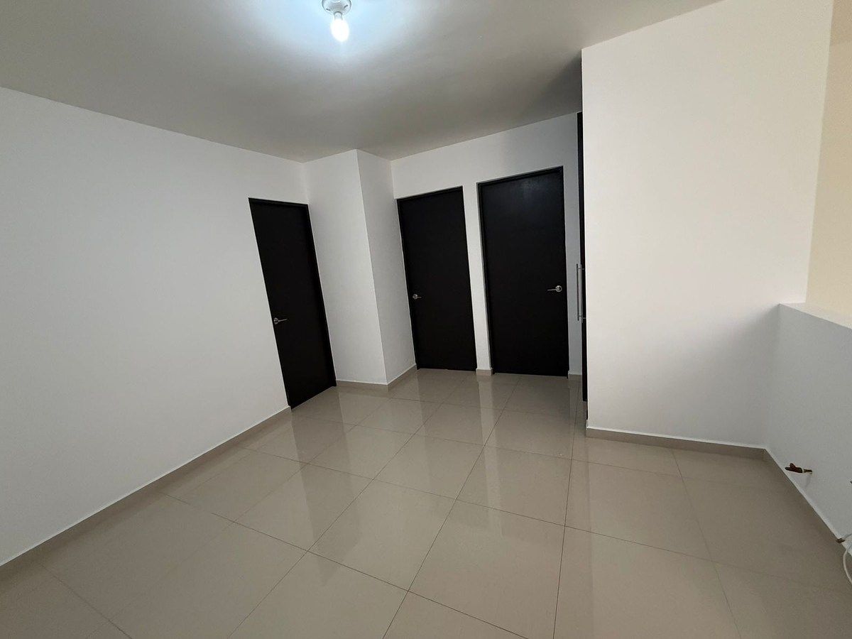 House in Cerrada de Cumbres, Monterrey, photo 13 of 24