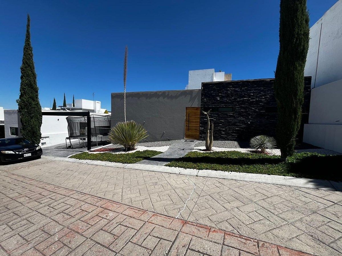 House in Gated Community in Los Cipreses, Corregidora, photo 4 of 22