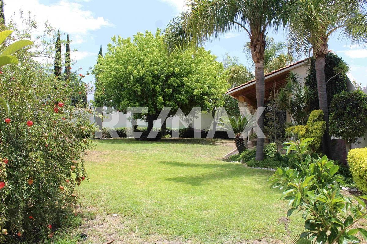 House in Fraccionamiento Villas del Mesón, Querétaro, photo 10 of 43