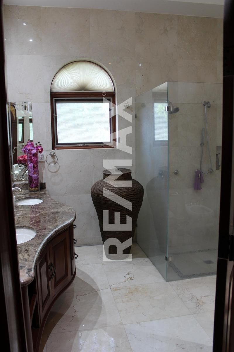 House in Fraccionamiento Villas del Mesón, Querétaro, photo 24 of 43