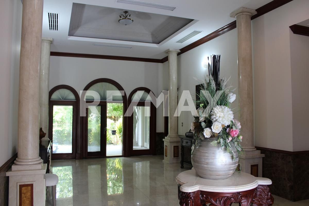 House in Fraccionamiento Villas del Mesón, Querétaro, photo 5 of 43