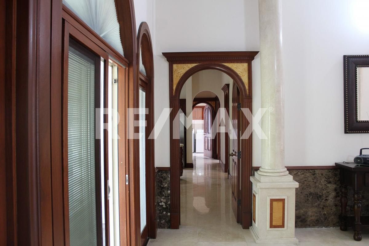 House in Fraccionamiento Villas del Mesón, Querétaro, photo 42 of 43
