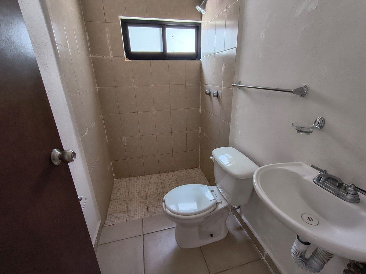 House in Gated Community in Ciudad del Sol, Querétaro, photo 9 of 18