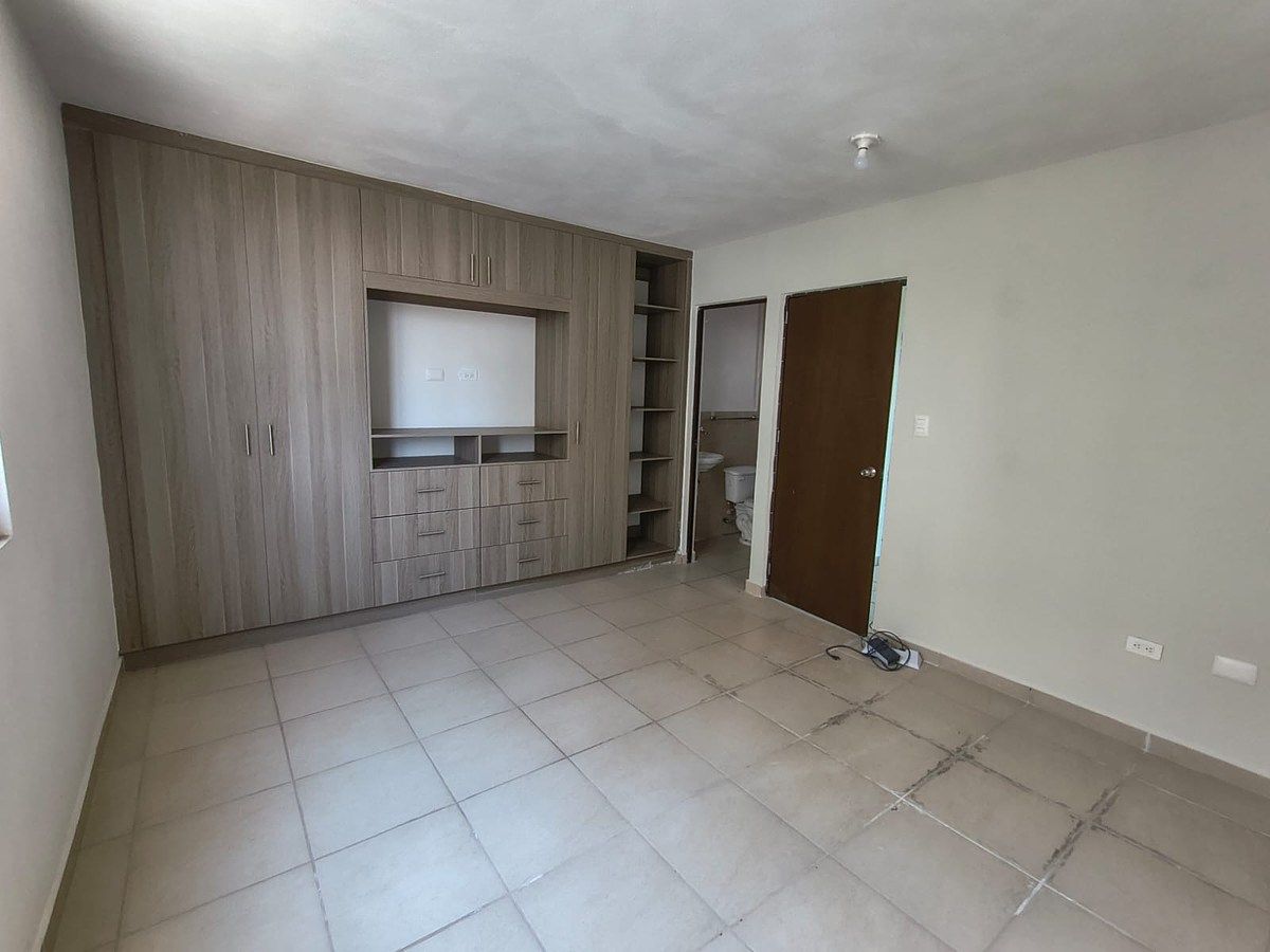 House in Gated Community in Ciudad del Sol, Querétaro, photo 8 of 18