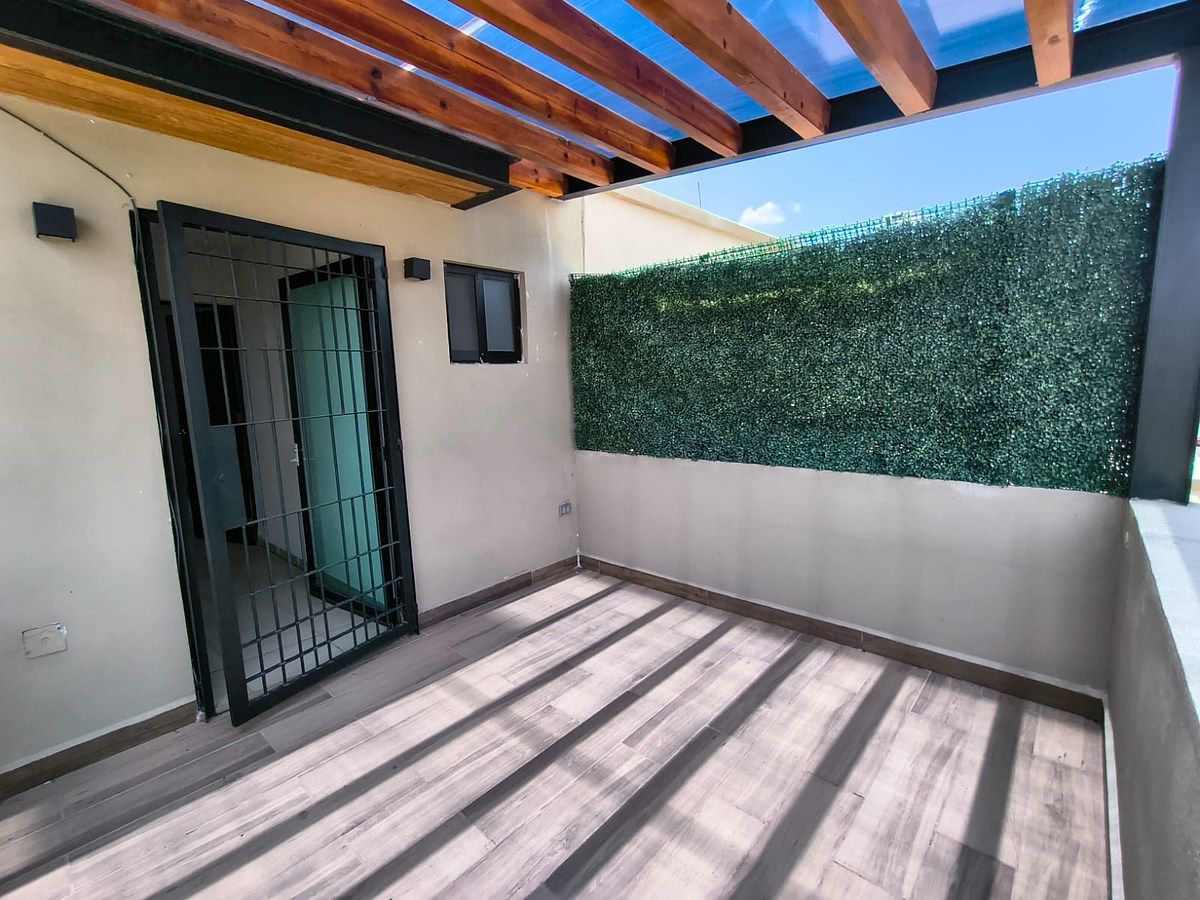House in Gated Community in Ciudad del Sol, Querétaro, photo 3 of 18