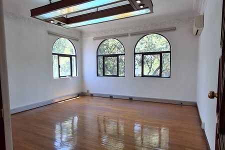 CASA PARA OFICINAS EN ANZURES