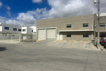 Bodega comercial de 600m² a unas cuadras de Garita de Otay