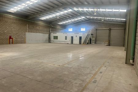 Bodega comercial de 600m² a unas cuadras de Garita de Otay