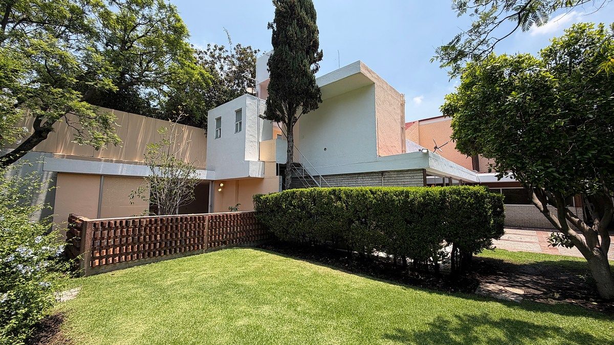 Casa en venta Jardines del Pedregal, Álvaro Obregón - Gran Oportunidad, photo 1 of 35