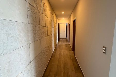Renta Moderno departamento en Condado de Sayavedra