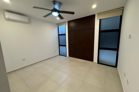 CASA EN VENTA Contemporánea en Temozón Norte | 3 Recámaras, 3.5 Baños |