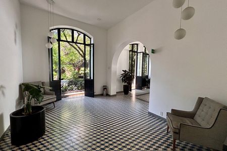 Loft amueblado con amenidades tipo resort y estacionamiento en ALURE Condesa