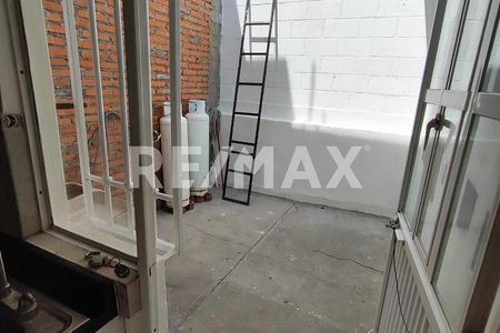 CASA EN RENTA