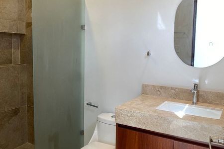 Amplia casa en Condominio con 2 Recámaras en Renta, Cholul
