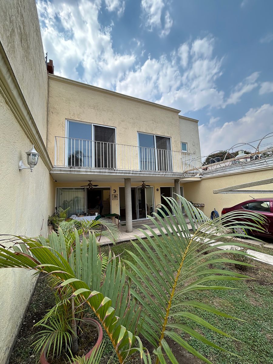House in Lomas de Cortes neighborhood, photo 1 of 17