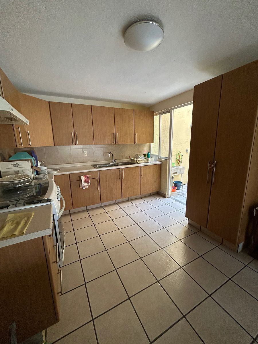 House in Lomas de Cortes, Cuernavaca, photo 5 of 17