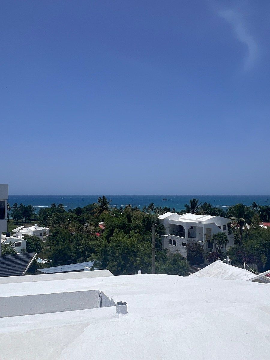 Propiedad con vista al océano y energía solar en la playa de Costambar, foto 1 de 29