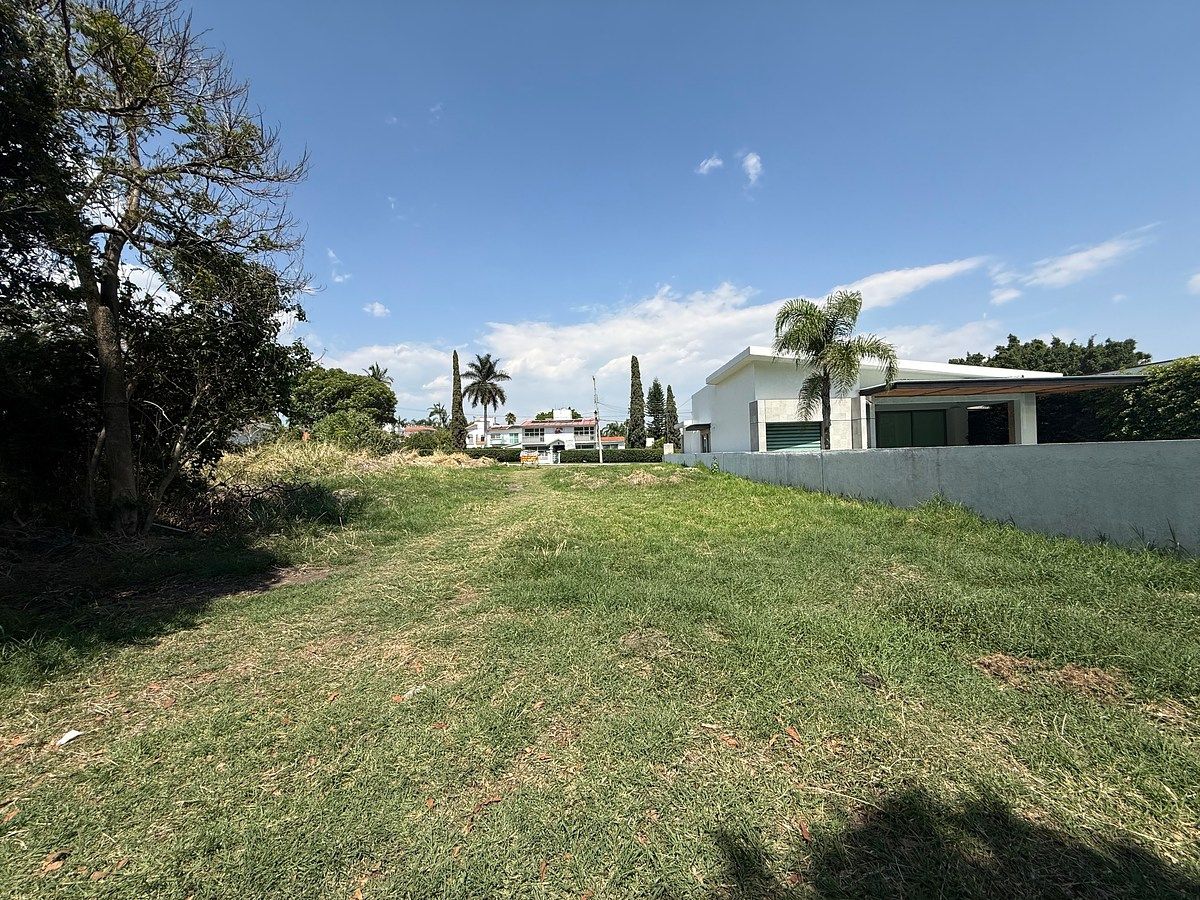 Venta de terreno en campo de golf, foto 1 de 18