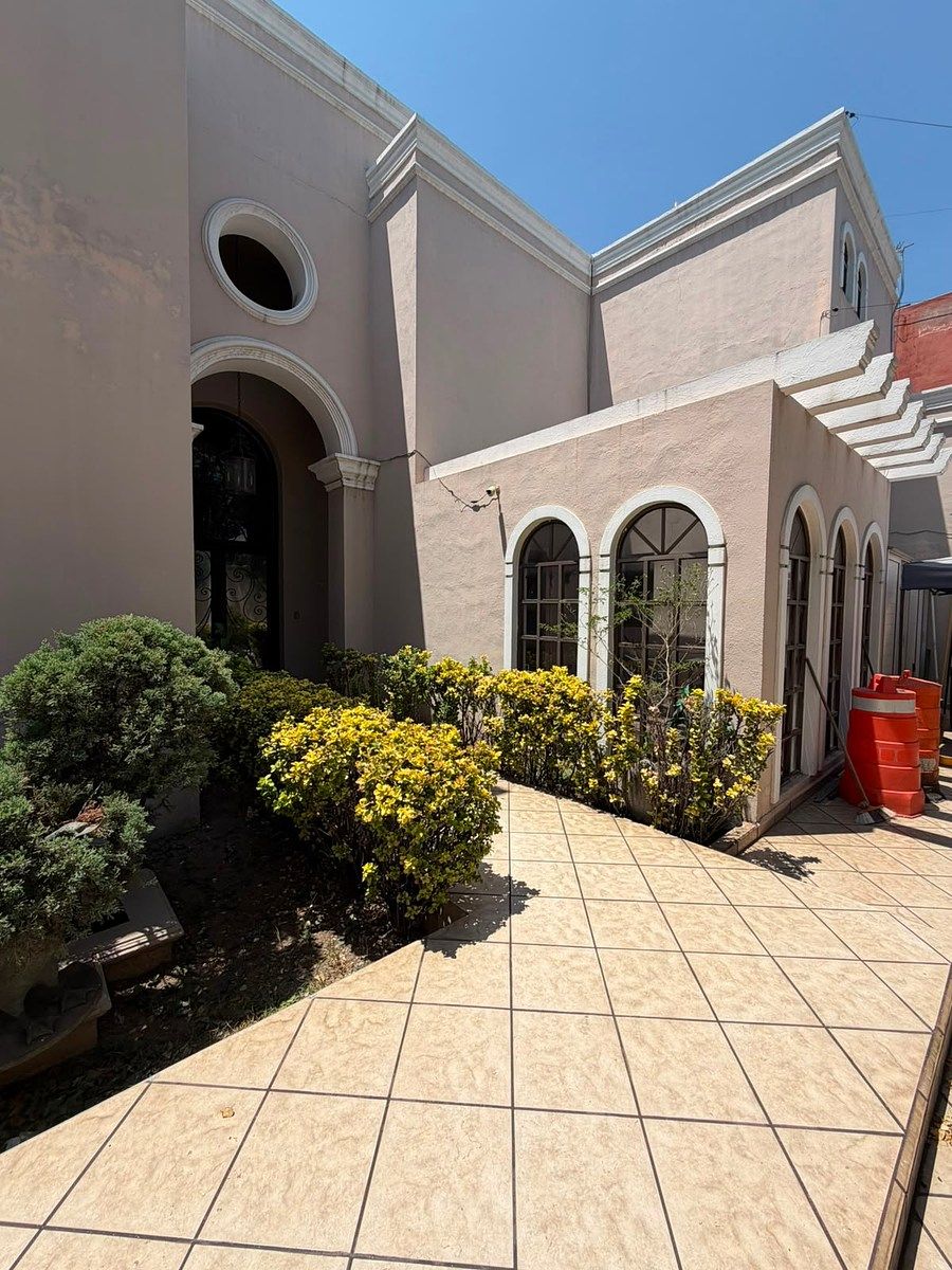 House with Commercial Use in Las Cumbres 1 Sector, Monterrey, photo 9 of 14