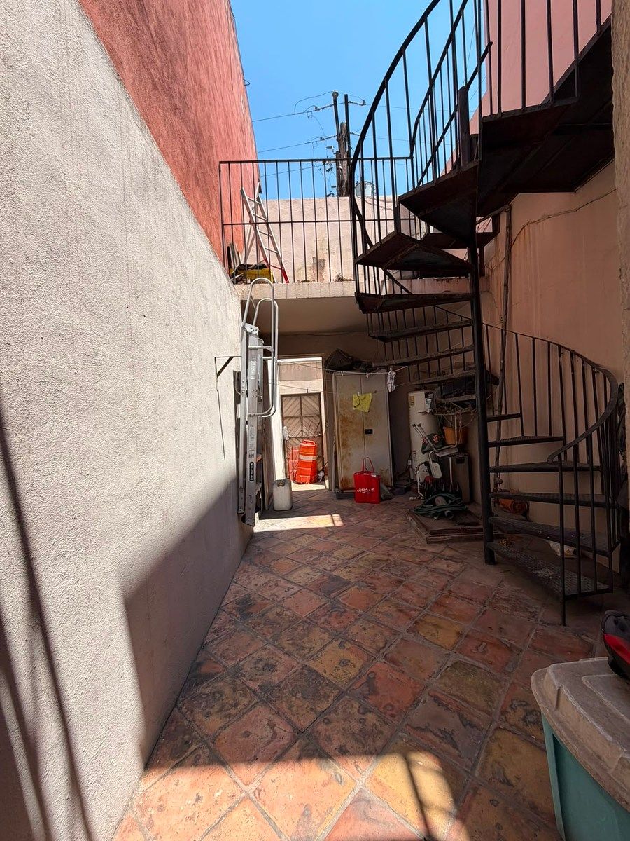 House with Commercial Use in Las Cumbres 1 Sector, Monterrey, photo 8 of 14