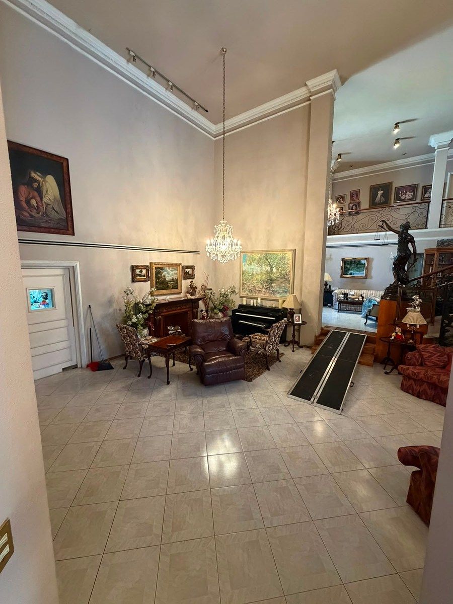 House with Commercial Use in Las Cumbres 1 Sector, Monterrey, photo 6 of 14