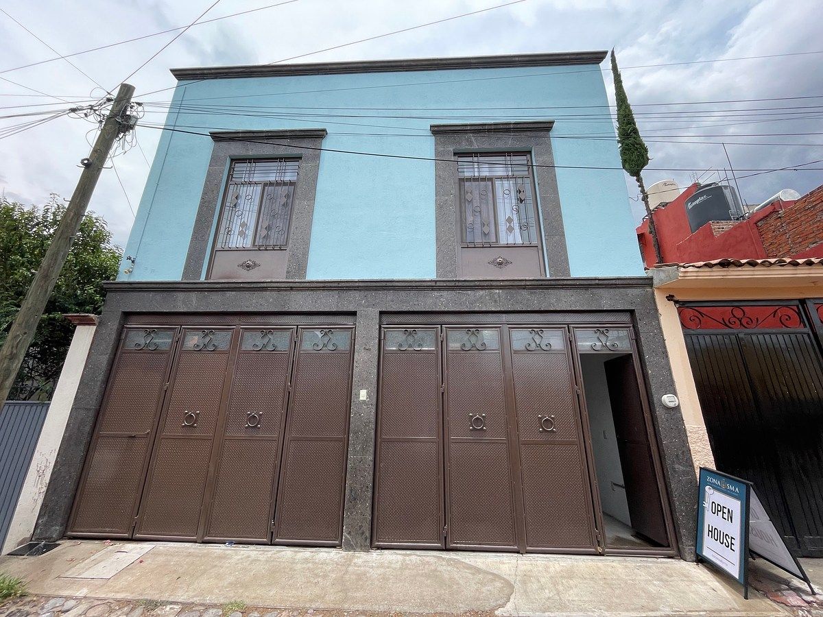 House in San Luis Rey, San Miguel de Allende, photo 2 of 42