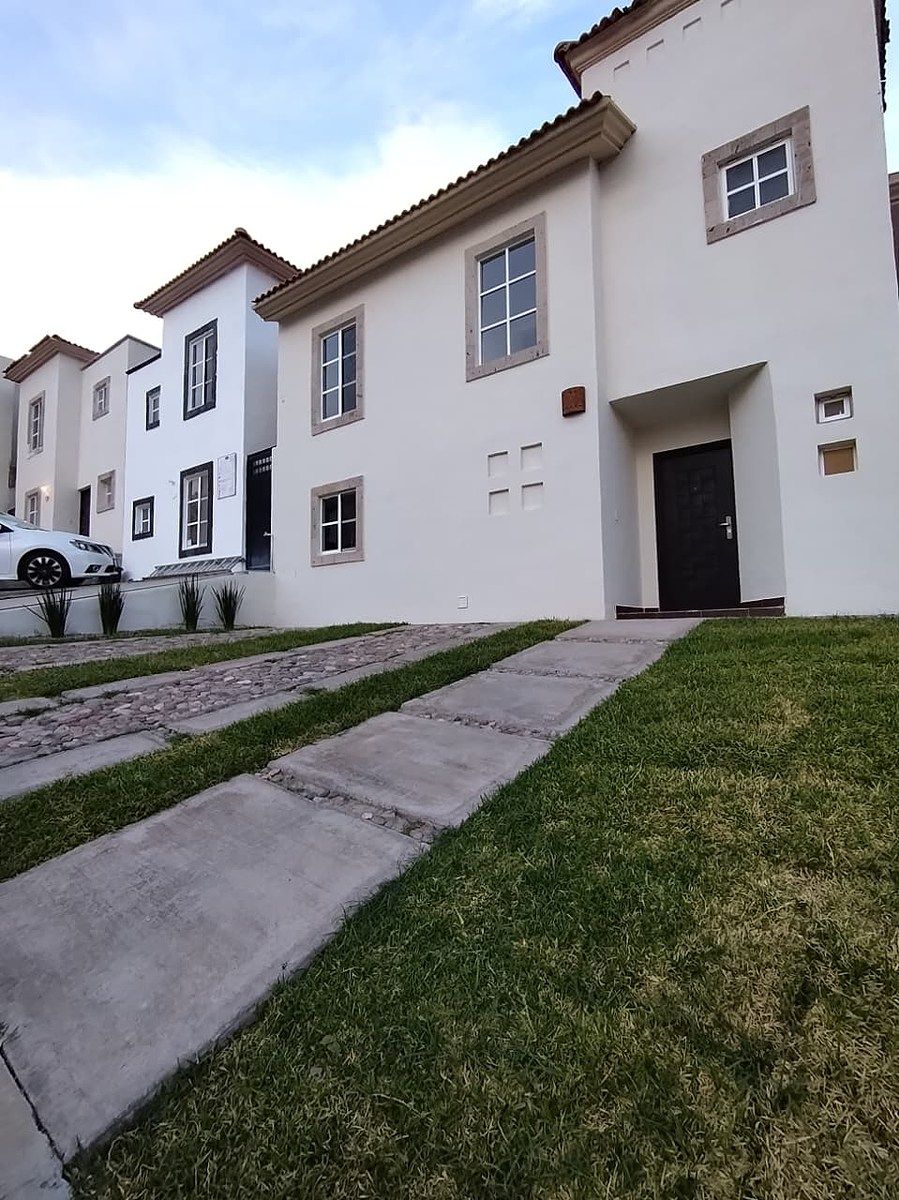 Casa em Provincia de Santa Clara Etapa I a La XII, Chihuahua, foto 2 de 41