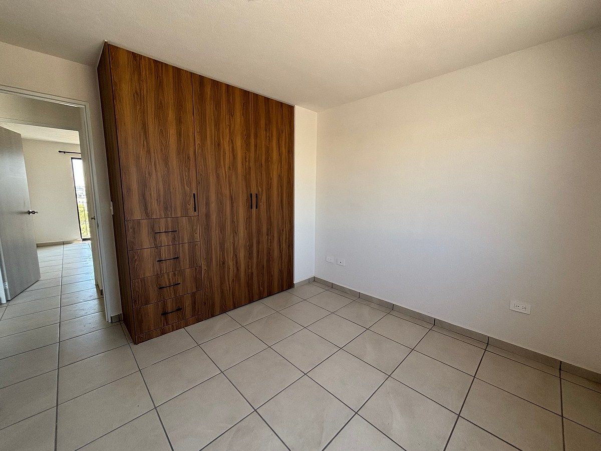 Apartamento em Capital Sur, El Marqués, foto 8 de 16