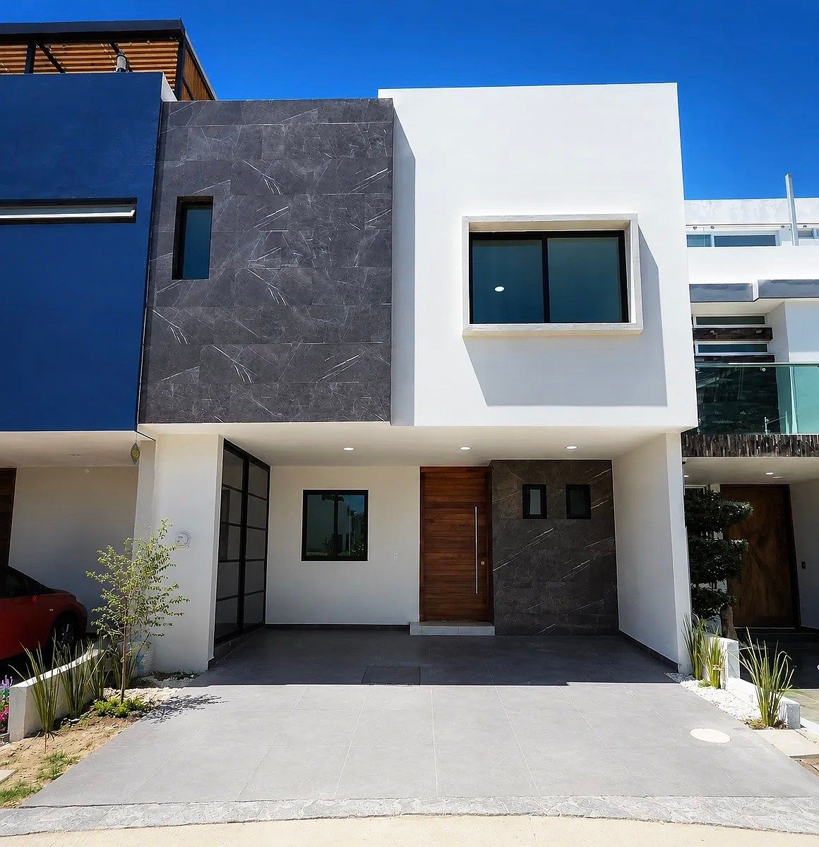 Casa nueva con increíble vista en el roof y recámara en planta baja, foto 1 de 25