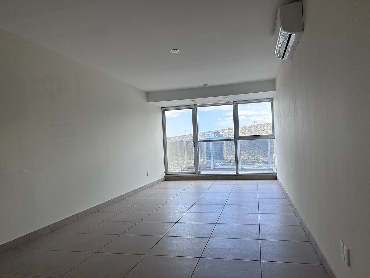 Retail Space in Colinas del Cimatario, Querétaro, photo 7 of 13