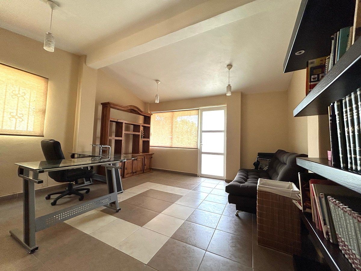 House in Lomas de Tzompantle, Cuernavaca, photo 5 of 32