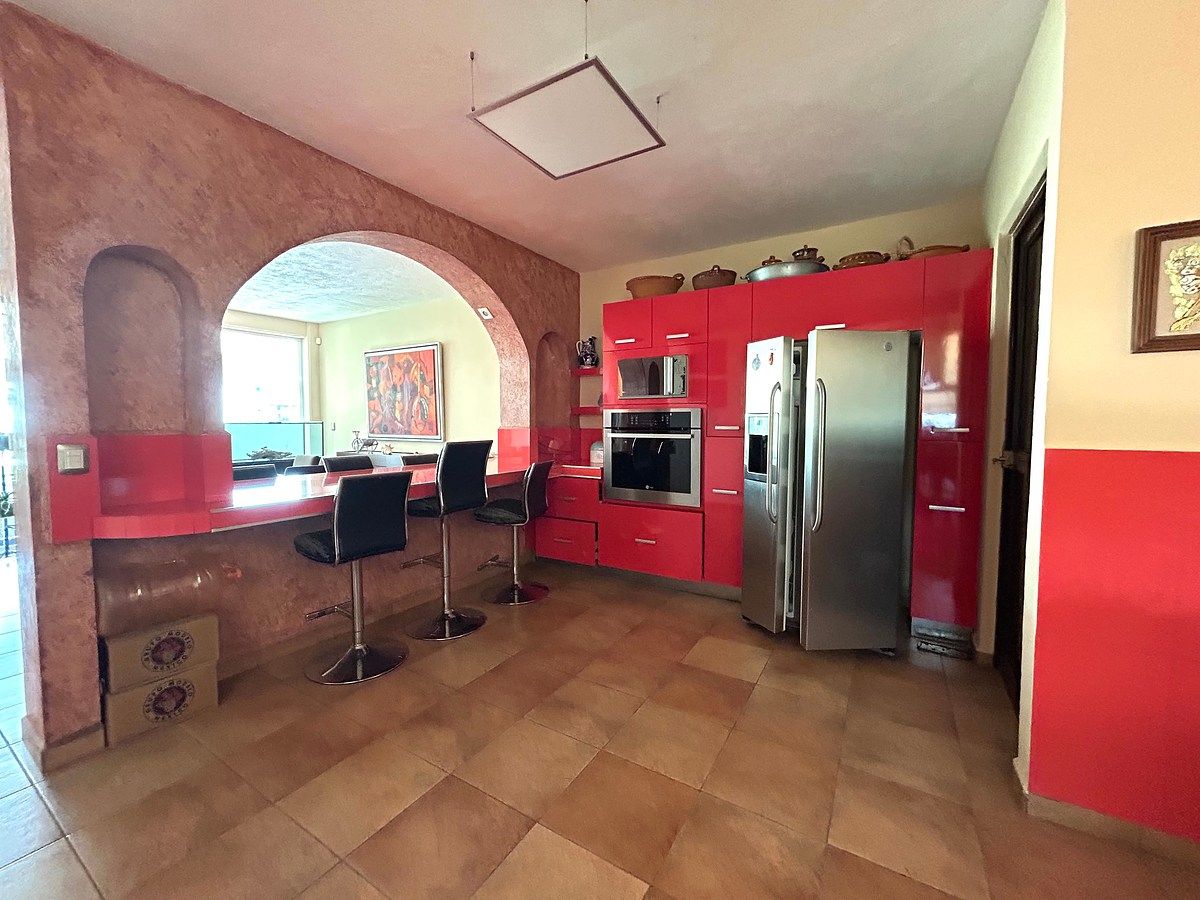 House in Lomas de Tzompantle, Cuernavaca, photo 8 of 32
