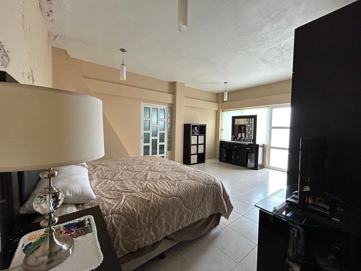 House in Lomas de Tzompantle, Cuernavaca, photo 13 of 32