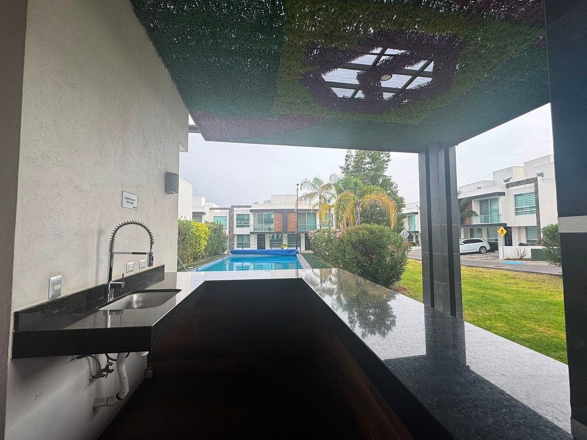 House in Gated Community in Zákia, El Marqués, photo 15 of 24
