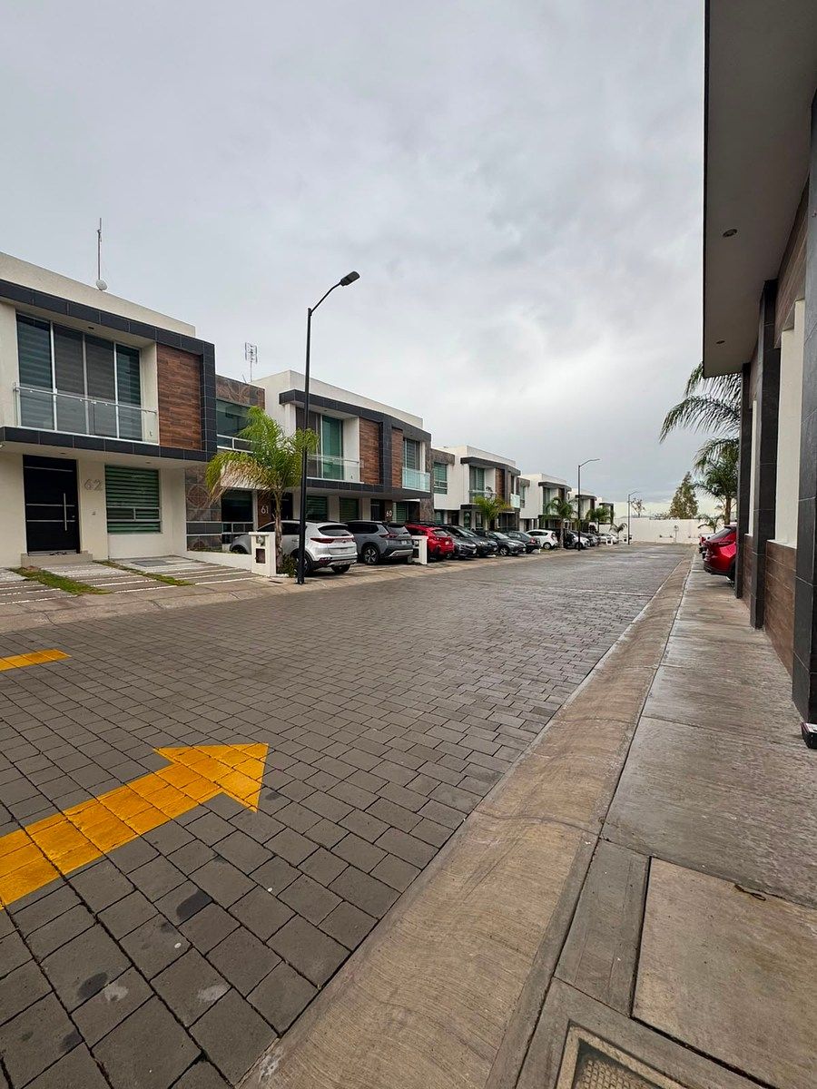 House in Gated Community in Zákia, El Marqués, photo 23 of 24