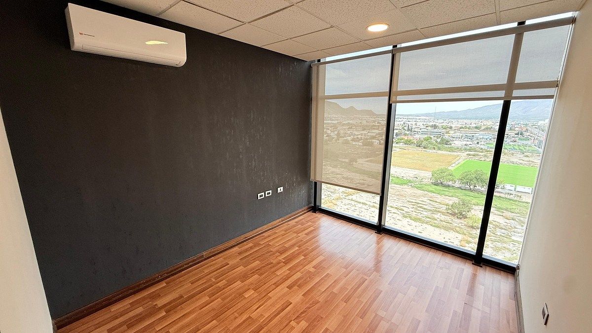 Office in República Poniente, Saltillo, photo 4 of 6