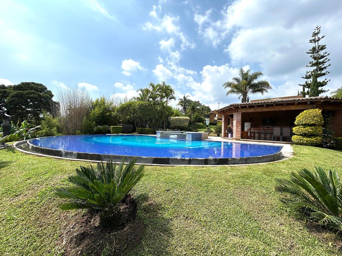 Casa em Lomas de Tzompantle, Cuernavaca, foto 4 de 36
