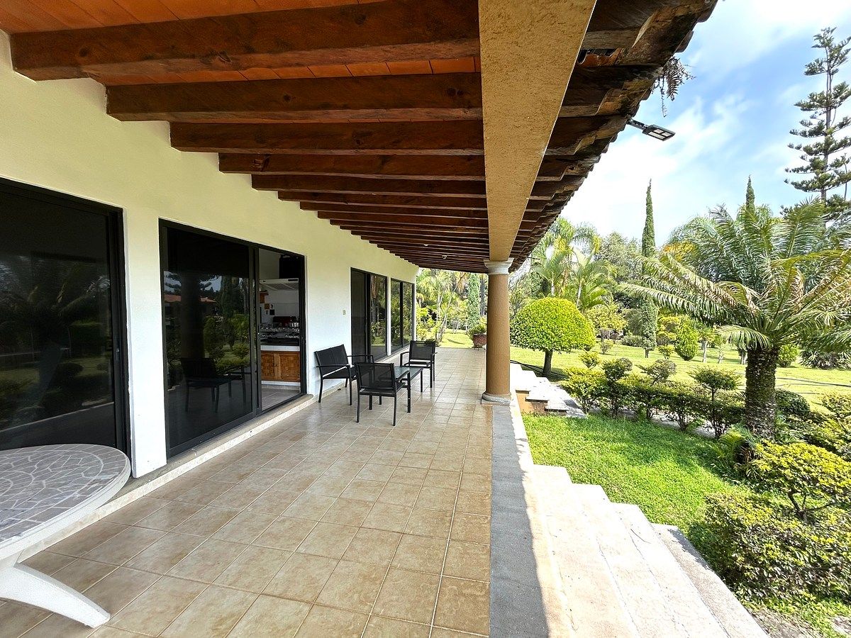 Casa em Lomas de Tzompantle, Cuernavaca, foto 15 de 36