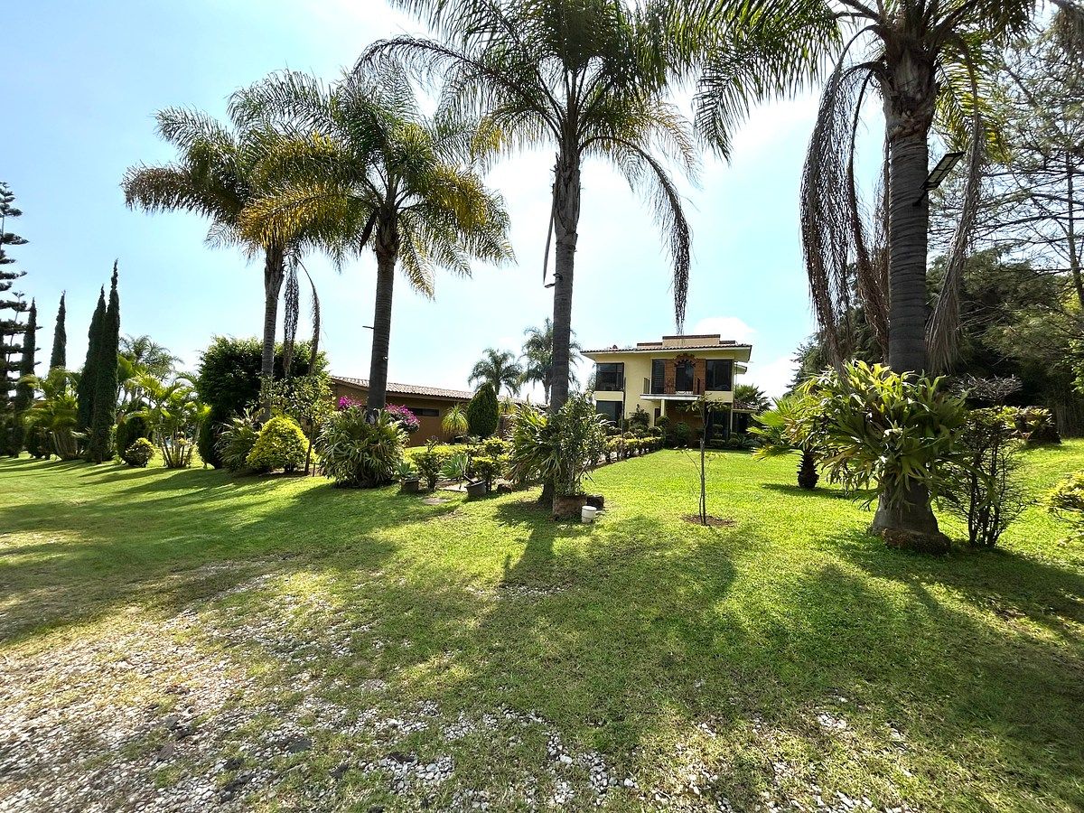 Casa em Lomas de Tzompantle, Cuernavaca, foto 36 de 36