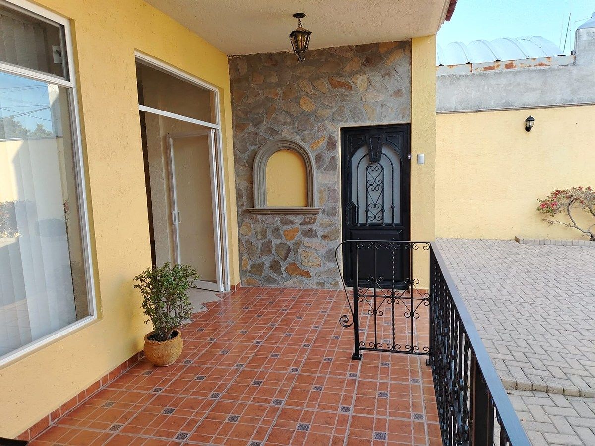 Local comercial en Villas de Santiago, Querétaro, foto 12 de 15