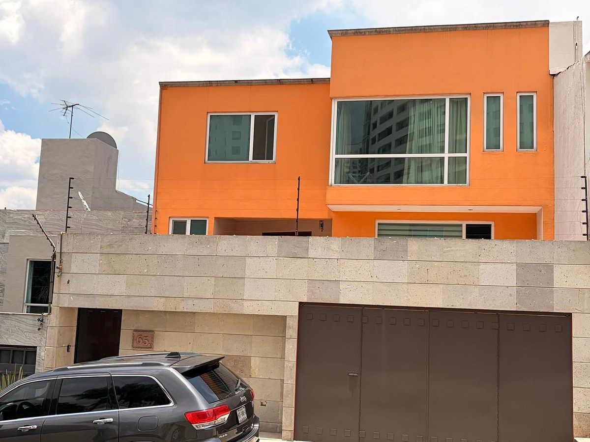 Bonita y amplia casa en RENTA en Interlomas., foto 1 de 19