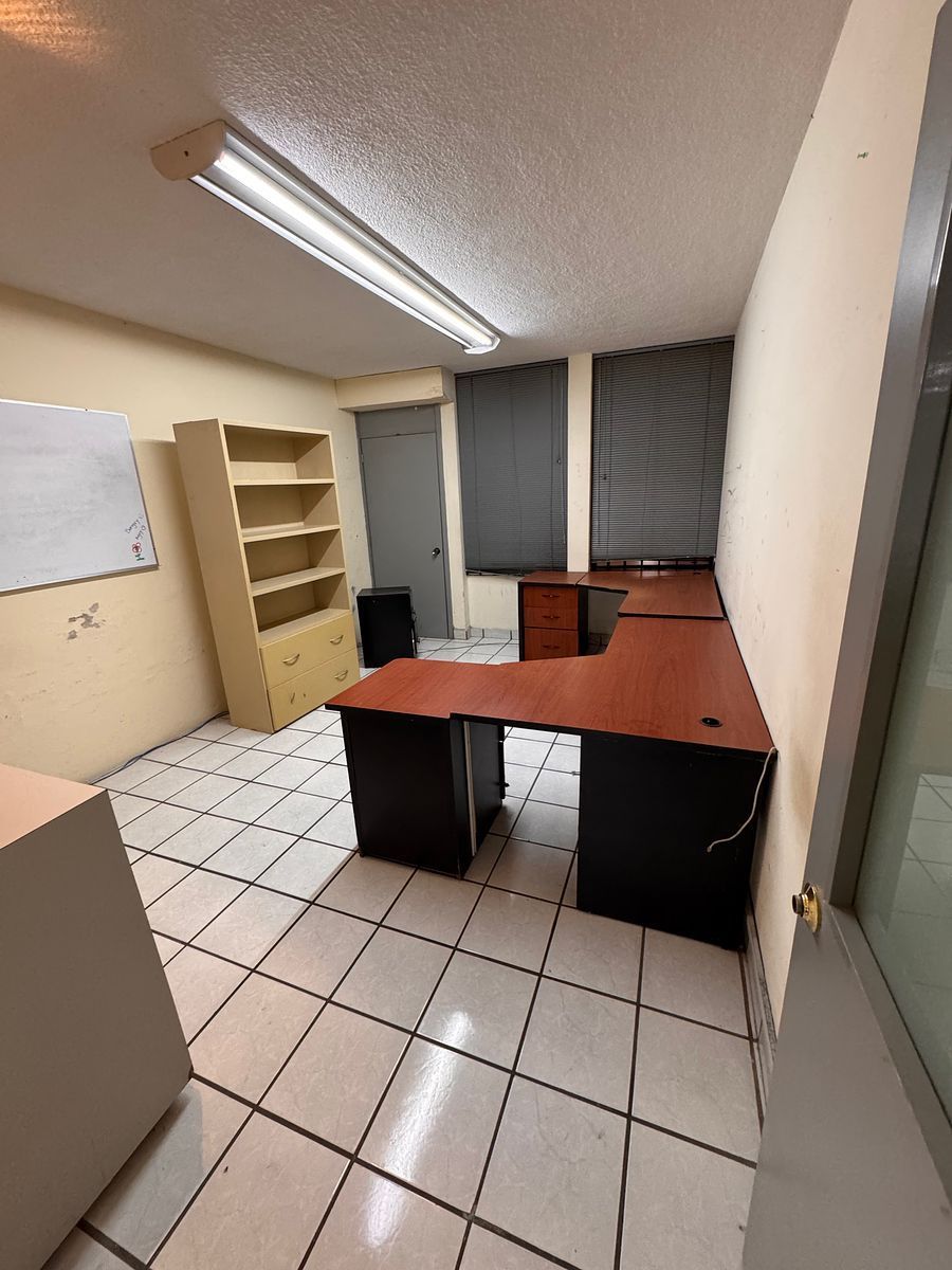 Office in Jardines del Bosque Norte, Guadalajara, photo 14 of 15