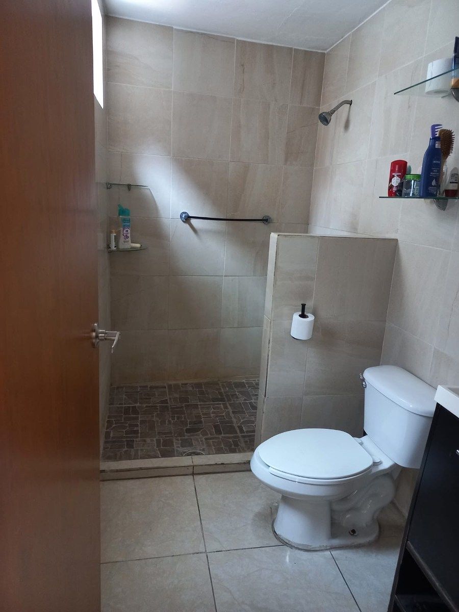Casa en Jardines de Santa Isabel, Guadalajara, foto 4 de 12